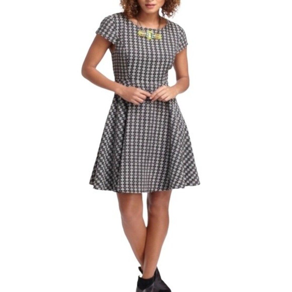 Anthropologie Maeve Retro Print Cap Sleeve A-Line Dress Black & Gray Size 0 | XS